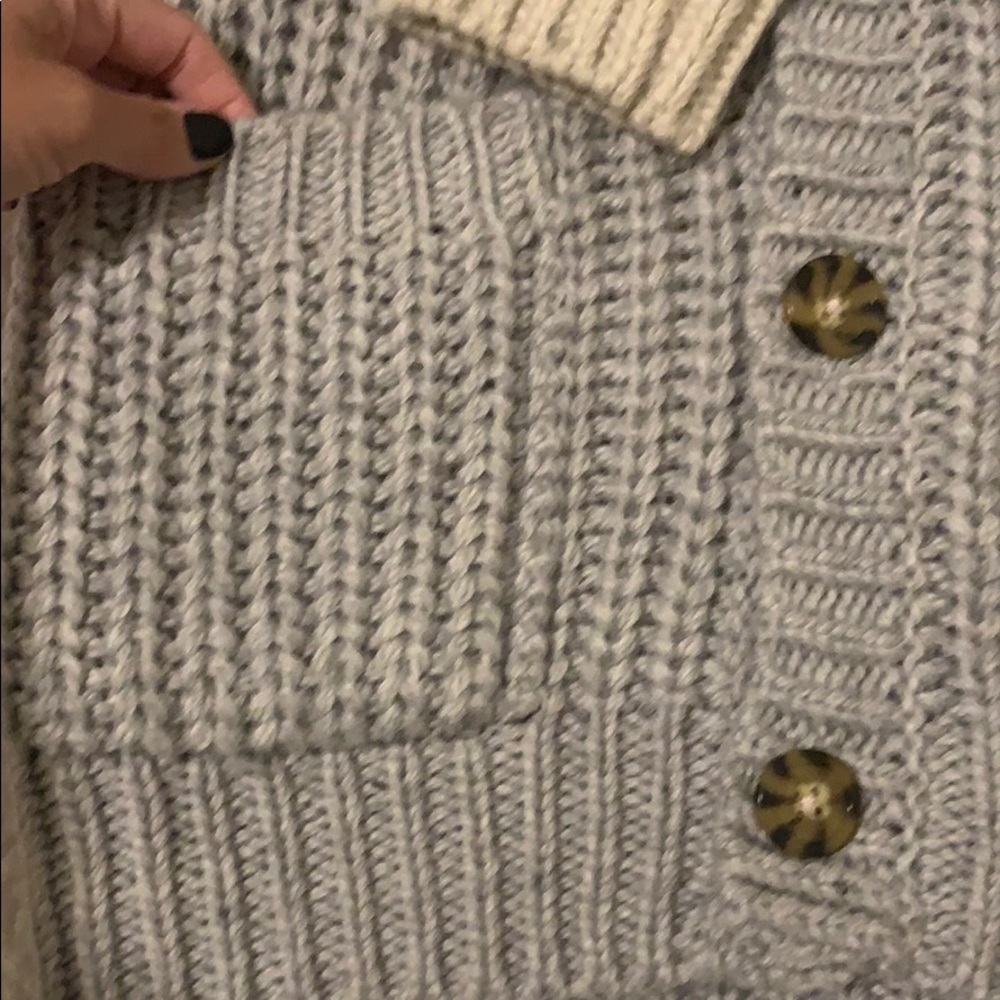 Burton Cardigan - Picture 3 of 6